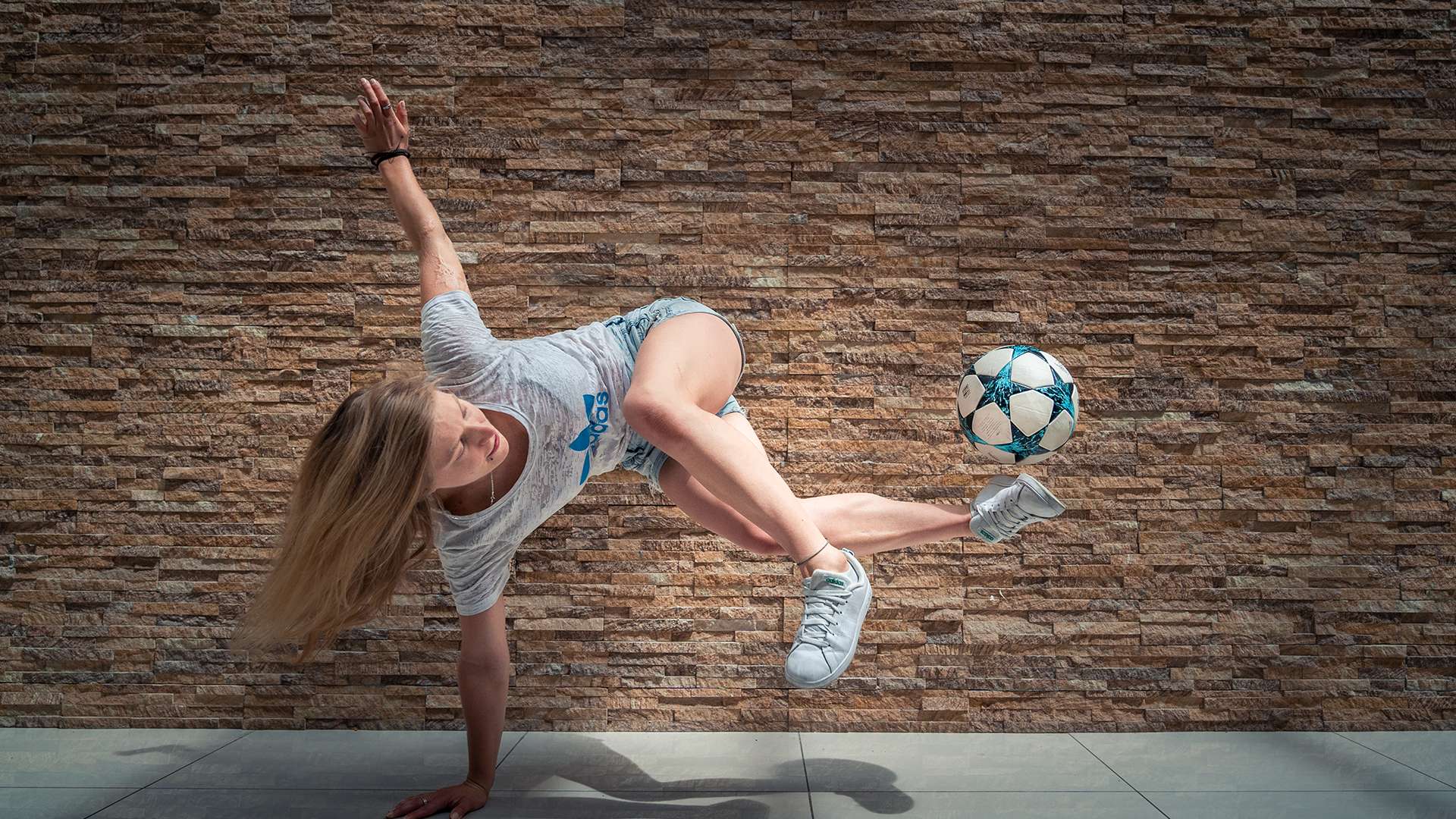 力求重振旗 力求重振旗